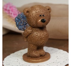 Шоколадная фигурка «Мишутка с букетом №1» (7 см, 90 гр.)