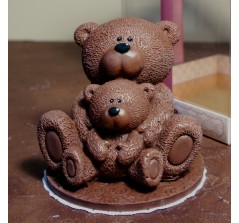 Шоколадная фигурка «Мишутки дружные» (10 см, 200 гр.)