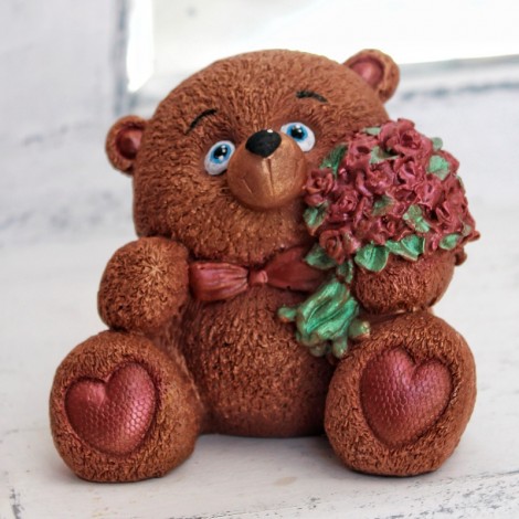 Шоколадная фигурка «Мишутка с букетом №3» (10 см, 450 гр.)