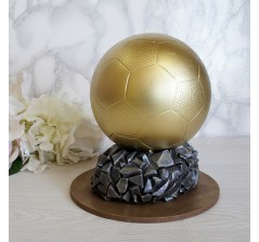 Шоколадная фигурка «Золотой мяч» (15 см, 680 гр.)