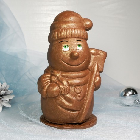 Шоколадная фигурка «Снеговик с лопаткой» (17 см, 450 гр.)