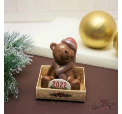 Шоколадная фигура «Мишутка в шапке» (6 см., 100 гр., молочный шоколад)